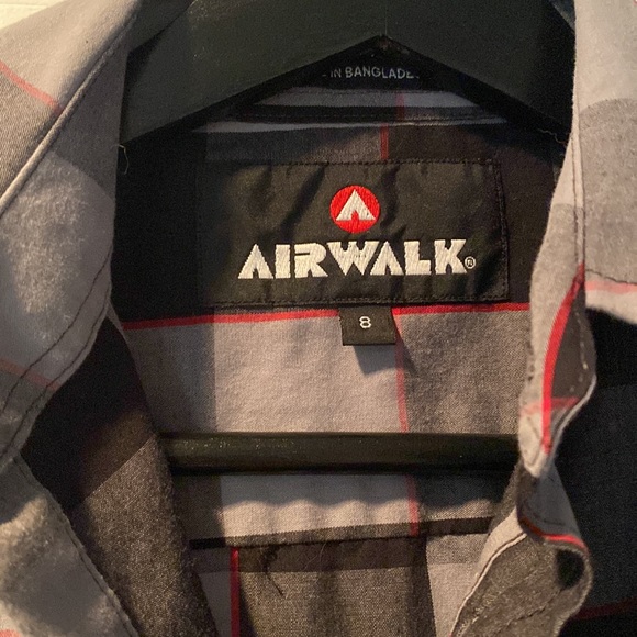 Airwalk boys button up shirt - Picture 2 of 2